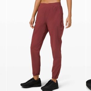 NWT Adapted State Jogger